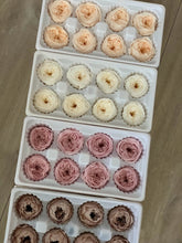 Load image into Gallery viewer, Preserved Garden Rose Boxes